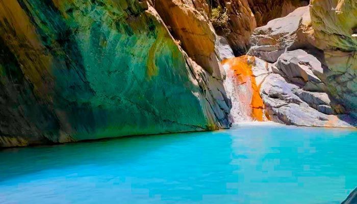 Tour de Laguna Espejo azul de Muñapata en Urcos