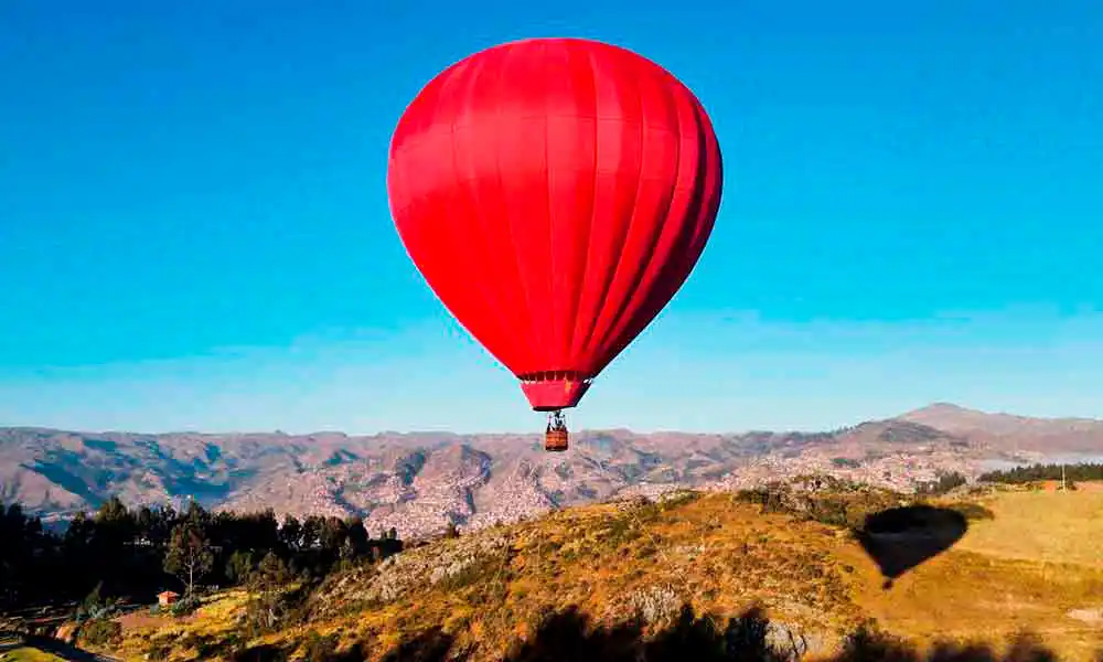 Aventura panorámica en globo aerostático en Cusco