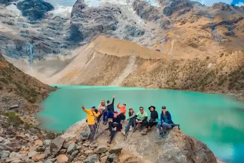 Caminata a la laguna Humantay + Salkantay 2d/1n