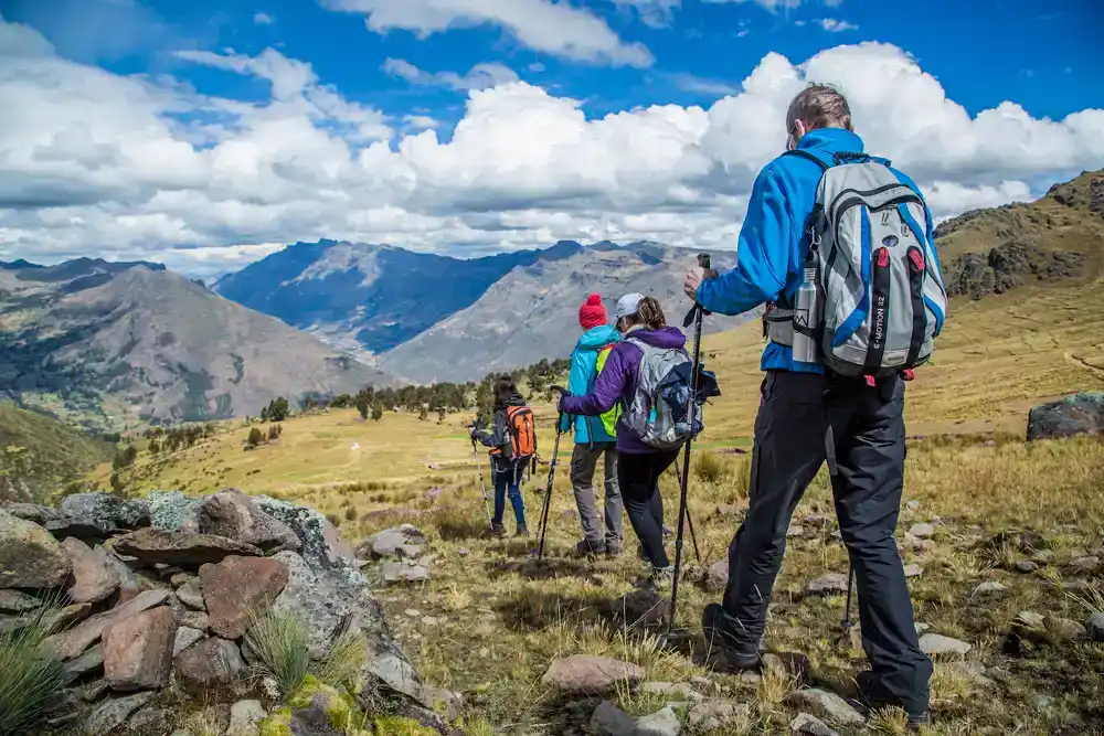 Caminata a la laguna Humantay + Salkantay 2d/1n