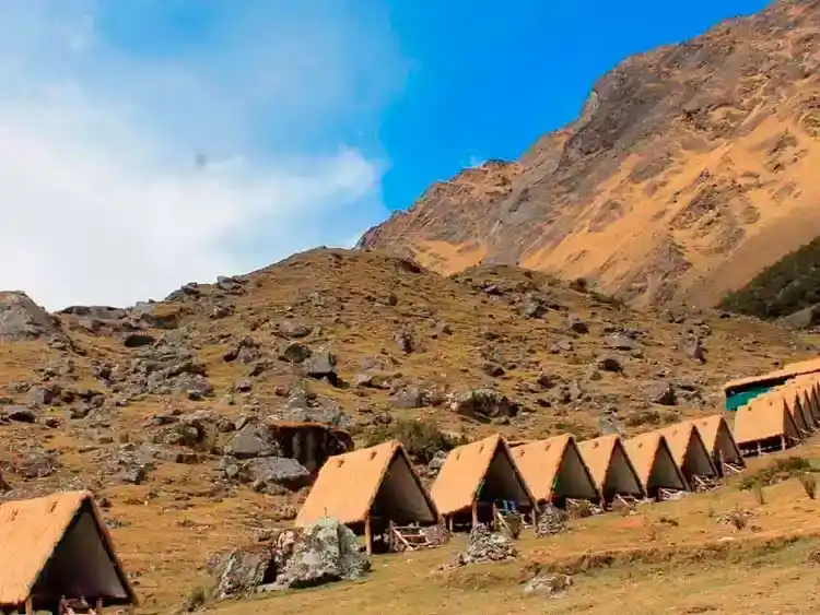 Caminata a la laguna Humantay + Salkantay 2d/1n