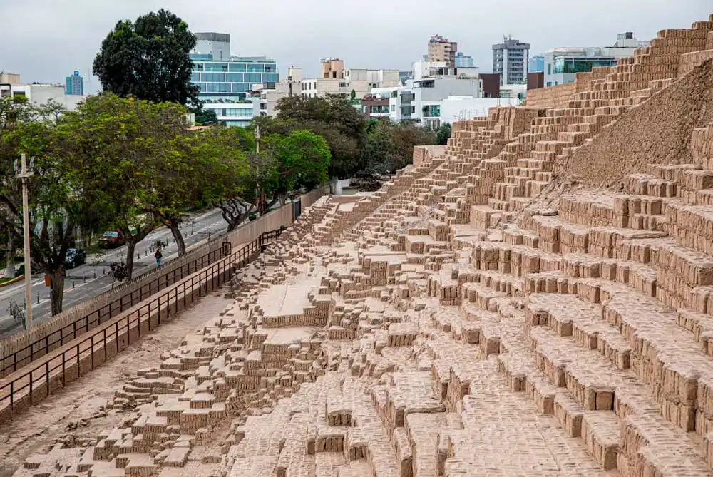 City tour clásico de Lima + Huaca Pucllana