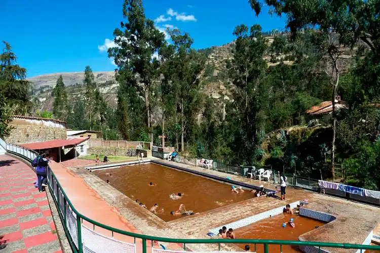 City tour Huaraz + baños termales de Monterrey