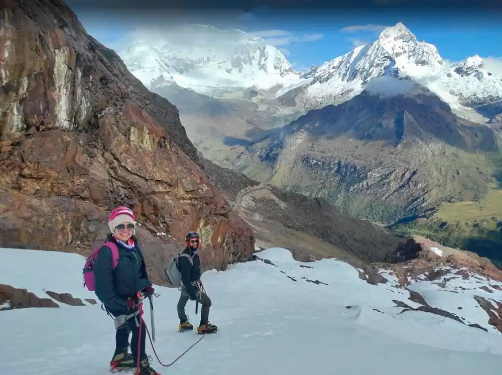 Escalada al Nevado Mateo desde Huaraz