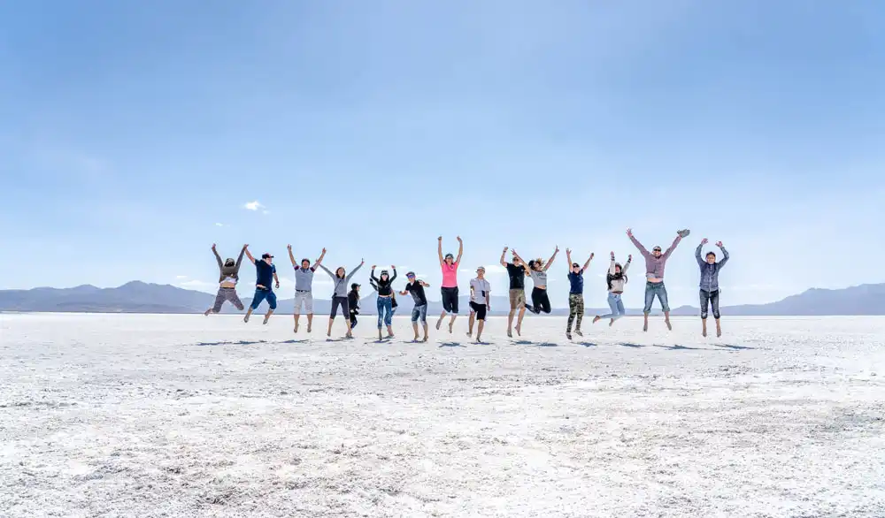 Excursión al salar y laguna de Salinas + aguas termales de Lojen + conexión a Puno