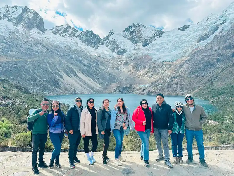 Tour a la laguna Rocotuyoc desde Huaraz