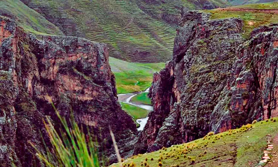 Tour a la montaña de Palcoyo + cañón de Ananiso