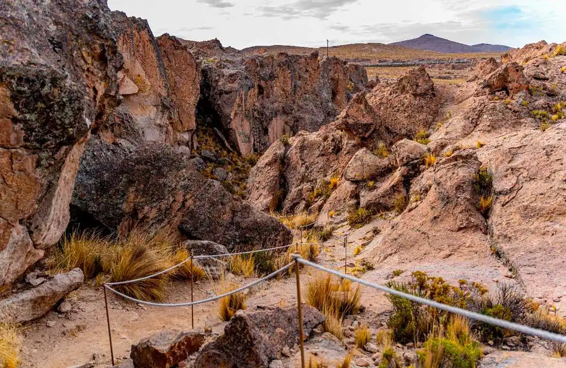 Tour a las Cuevas de Sumbay