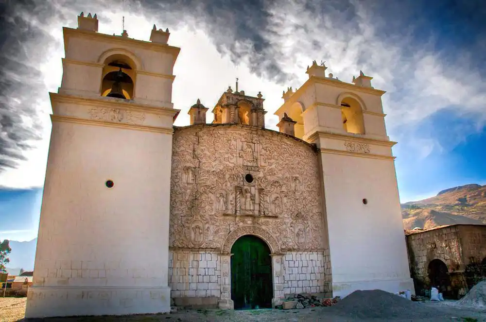 Tour colca 2d/1n: Empieza en Puno y termina en Arequipa